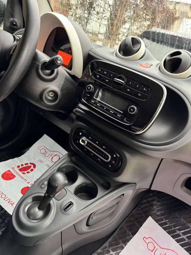 SMART ForTwo 1.0 71cv twinamic Iva Esposta