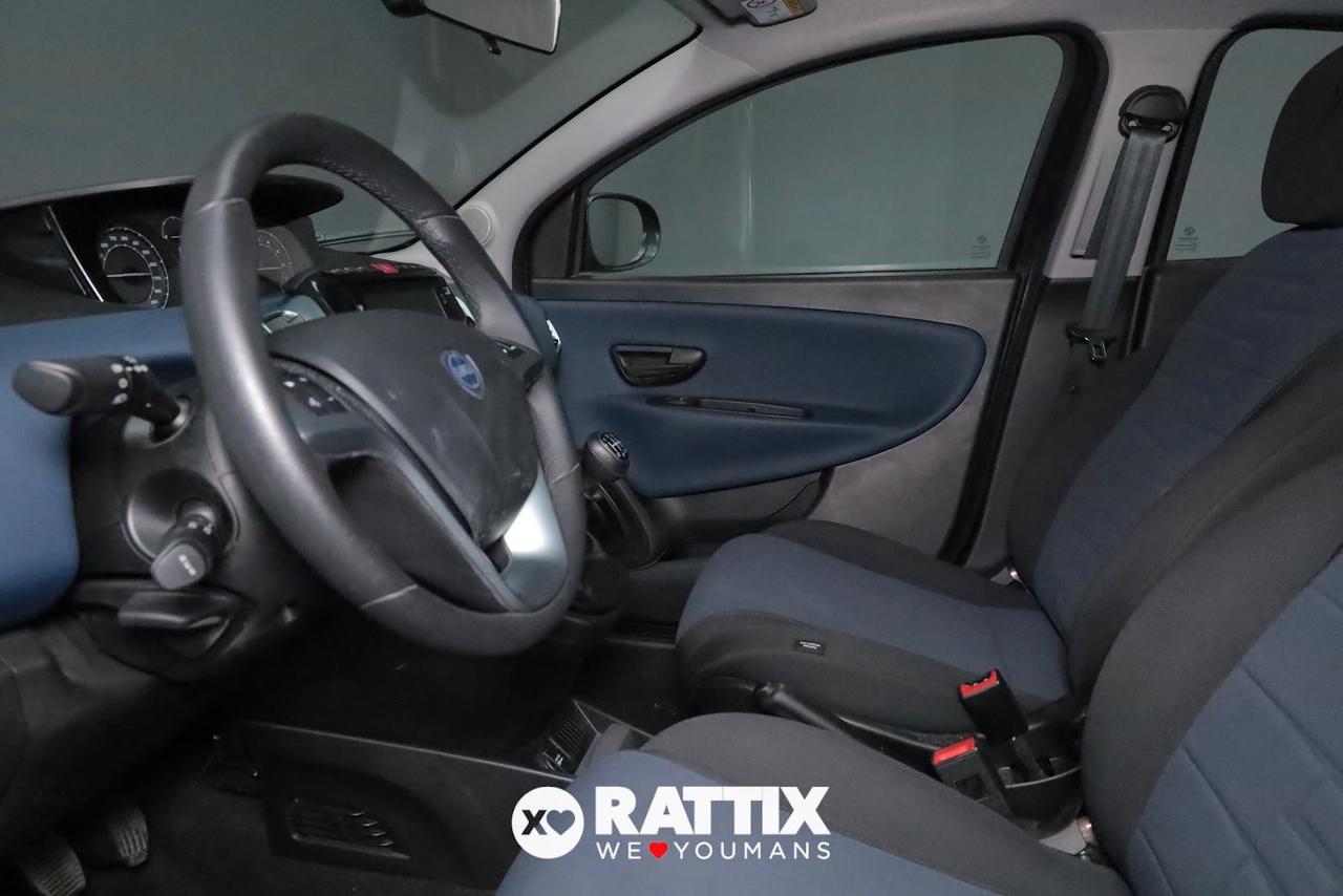 Lancia Ypsilon 1.0 Firefly Hybrid 70CV Platino