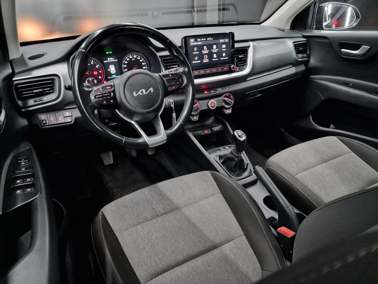 Kia Stonic 1.0 T-GDi 100 CV MHEV MT Urban Special Edition