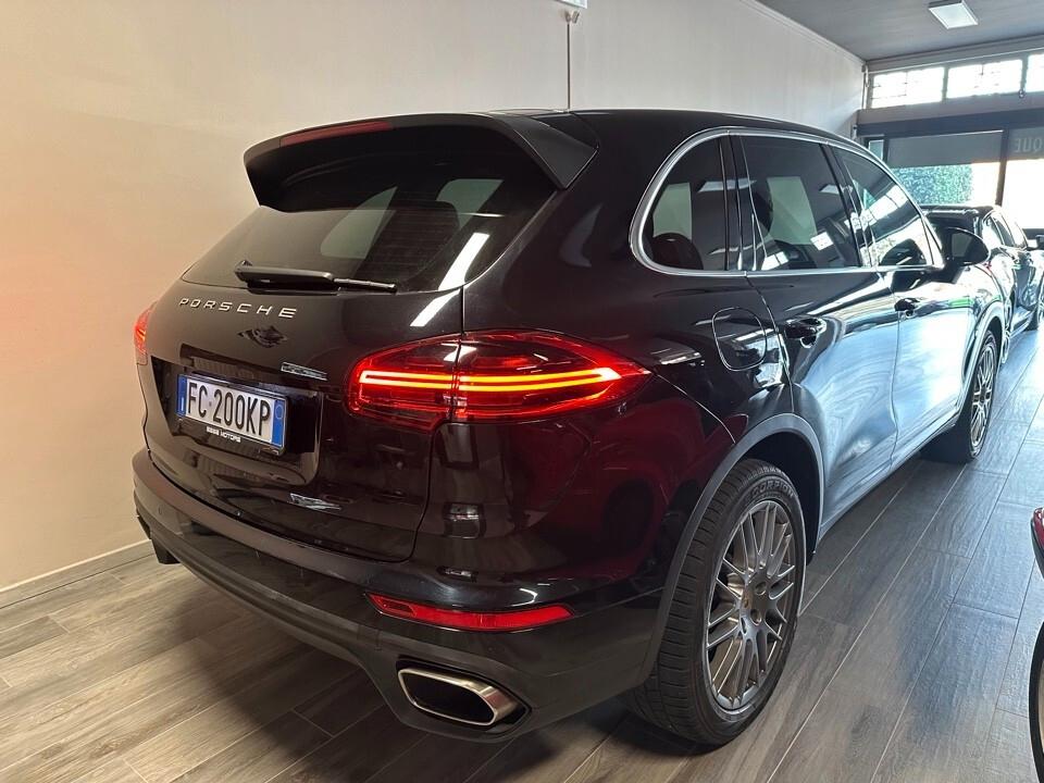 Porsche Cayenne II 3.0d 250cv Full Optional