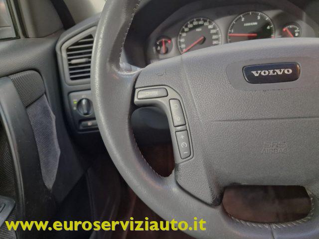 VOLVO V70 2.4 D5 20V cat