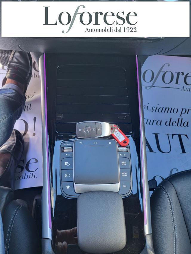 MERCEDES-BENZ GLB 180 d Automatic Premium