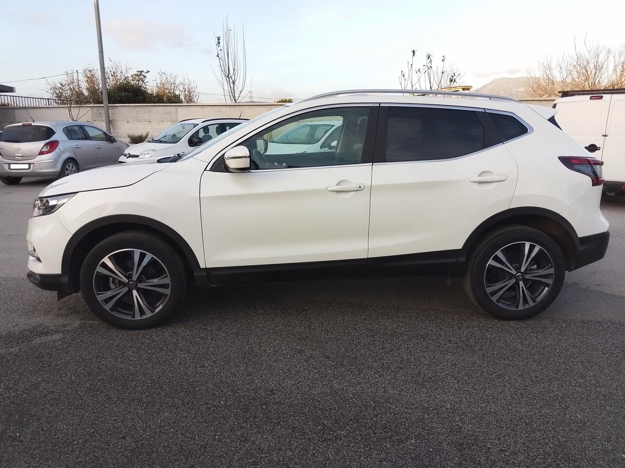 Nissan Qashqai BUSINESS 1.5 dCi 115cv AUTOMAT. NAV+RETROCAM. 2020
