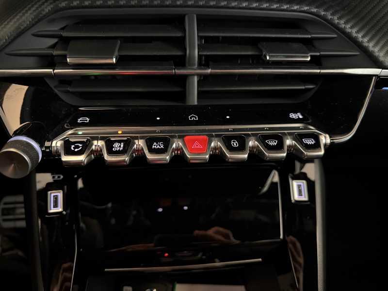 PEUGEOT 2008 GT Hybrid 136 e-DCS6