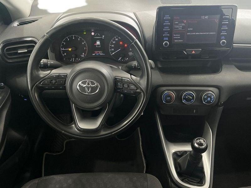 Toyota Yaris Yaris 1.0 Active IVA ESPOSTA