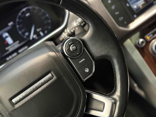 LAND ROVER Range Rover 3.0 TDV6 Autobiography