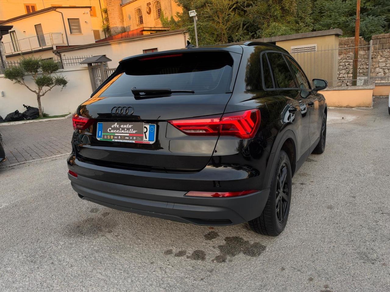 Audi Q3 35 TDI 150 CV S tronic IDENTITY BLACK - S-LINE FULL- MATRIX - MY 22