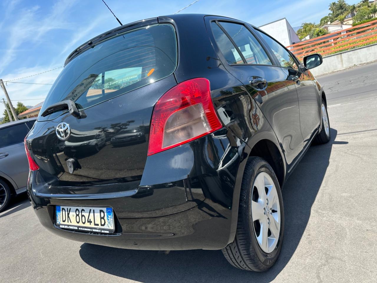 Toyota Yaris 1.4 D-4D 5 porte Sol
