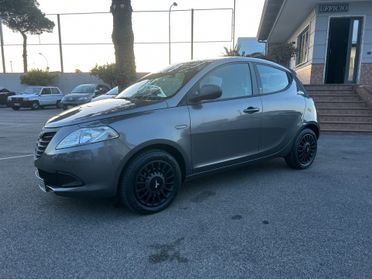 Lancia Ypsilon 1.3 MJT Elefantino Bianco Platinum