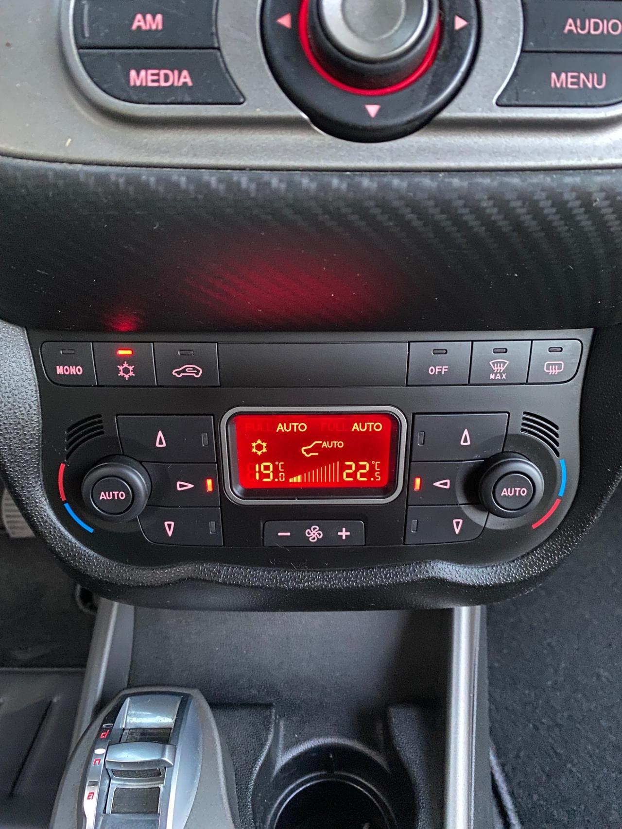 Alfa Romeo MiTo 1.4 M.Air 105cv Distinctive Sport