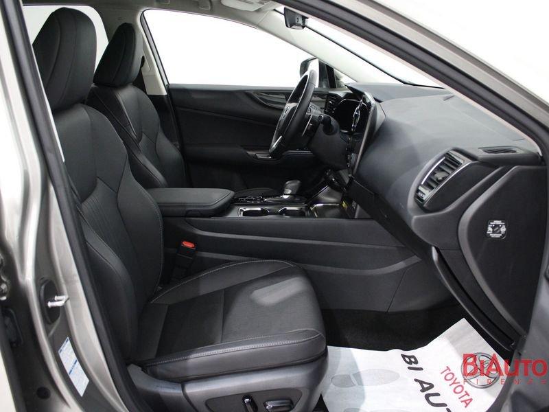 Lexus NX NX Plug-in 4WD Premium +