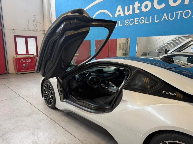 BMW i8 (I12/15) i8 Coupé
