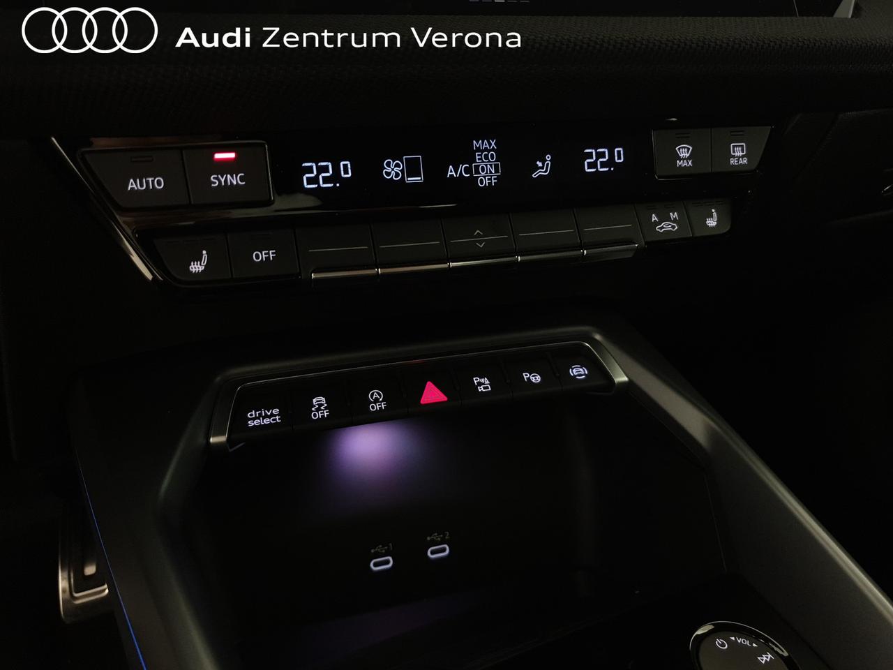 Allstreet 35TFSI 150CV S tronic Identity Contrast