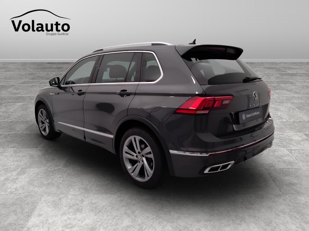 VOLKSWAGEN Tiguan II 2021 - Tiguan 2.0 tdi R-Line 150cv dsg