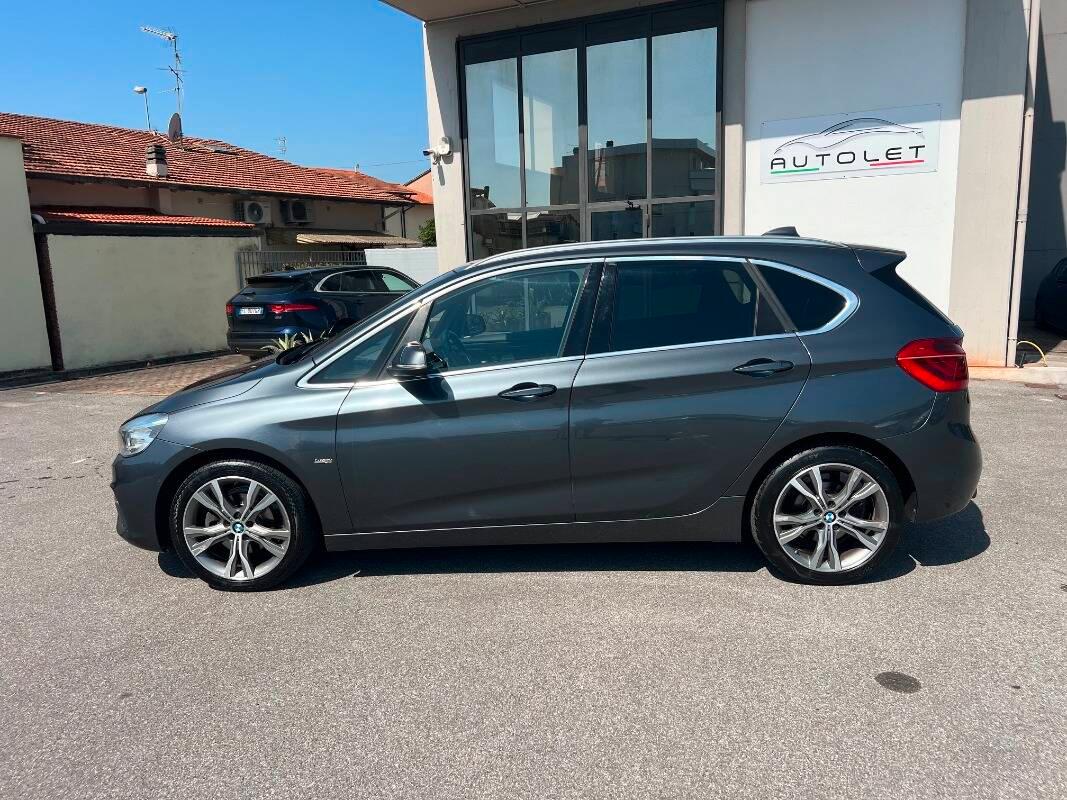 BMW Serie 2 218d Luxury auto my17