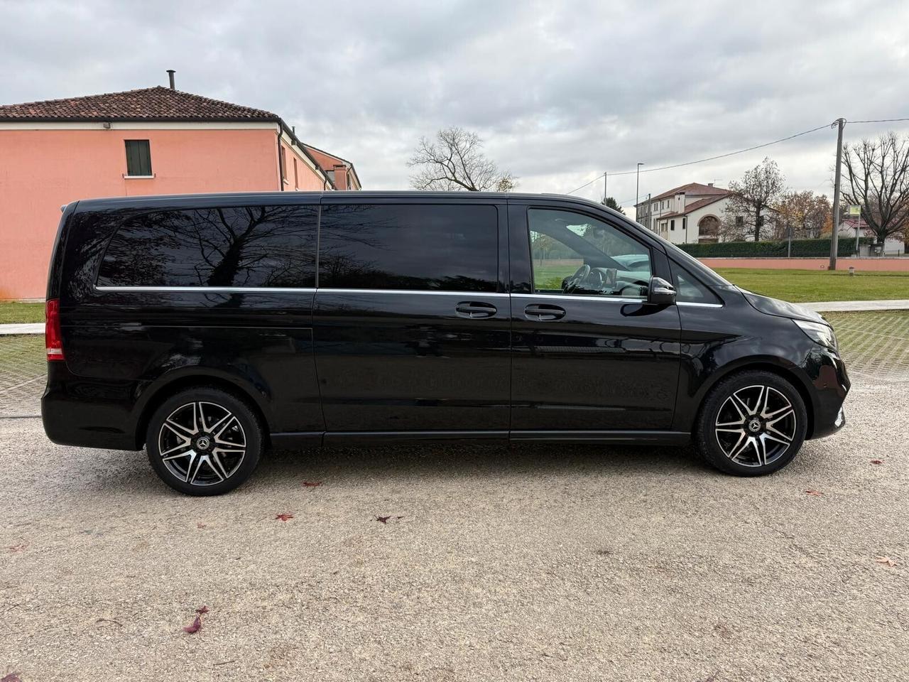 Mercedes-benz V 220 d Automatic Sport AMG Extralong