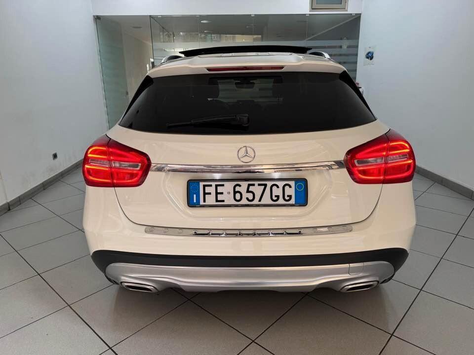 Mercedes-benz GLA 180 d Automatic Enduro 110/CV con TETTO