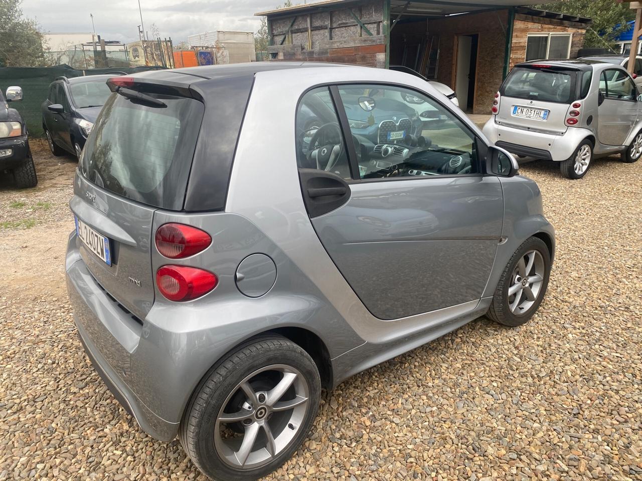 Smart ForTwo 1000 52 kW MHD coupé pure