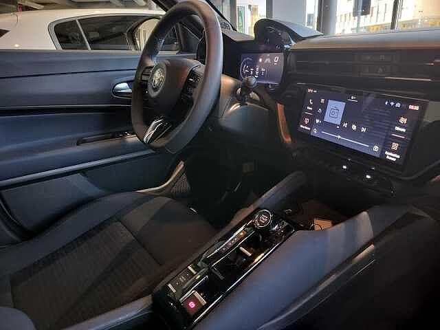 Alfa Romeo Junior 1.2 145 CV Hybrid eDCT6