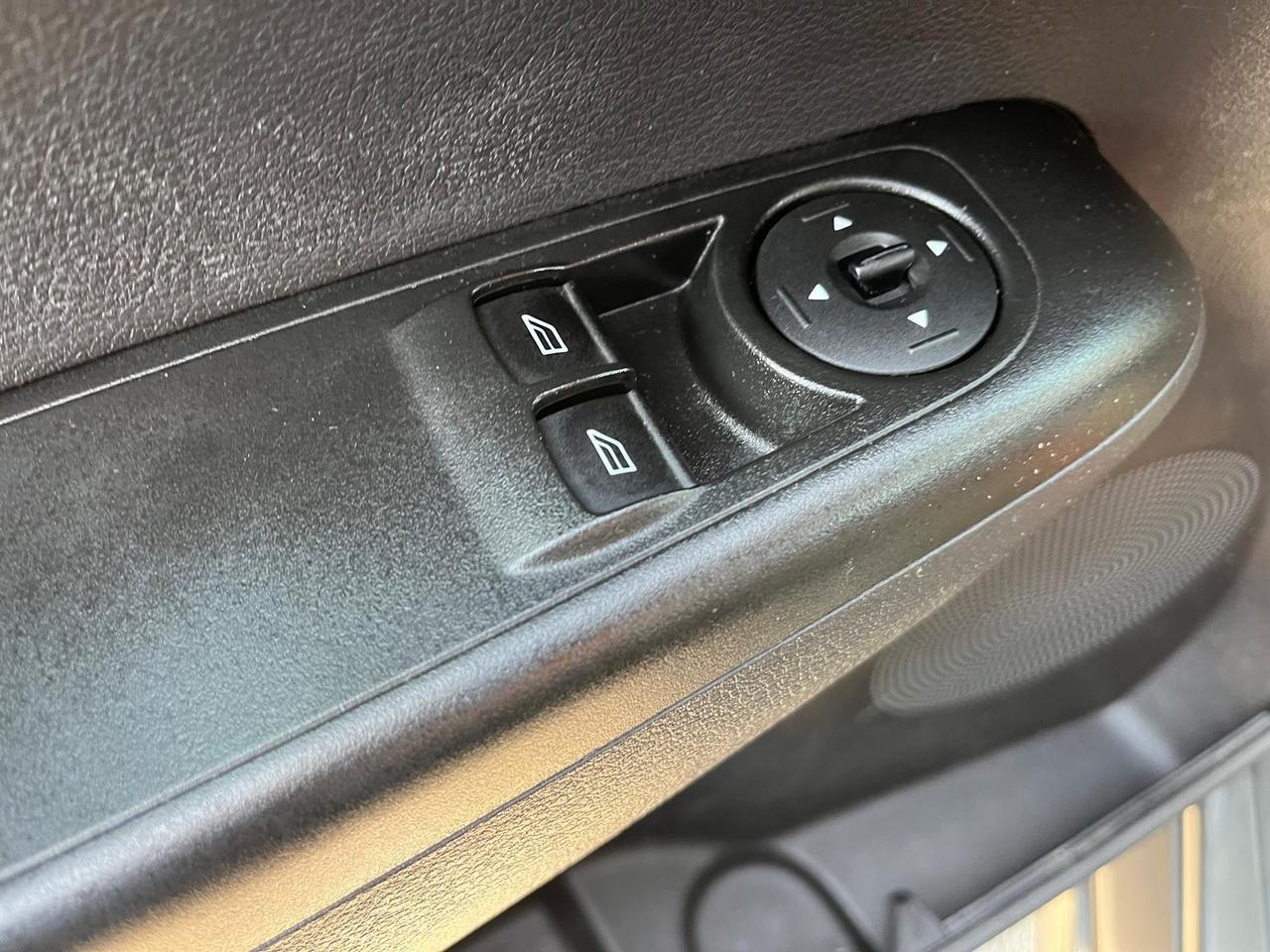 Ford tourneo courier-5p-1.5 tdci-11/2019