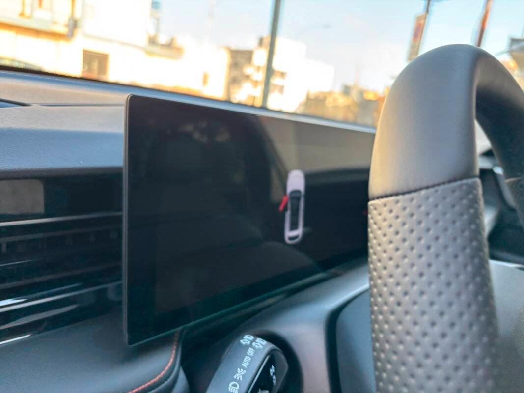 Mg HS 1.5 Hybrid+ Luxury 224CV