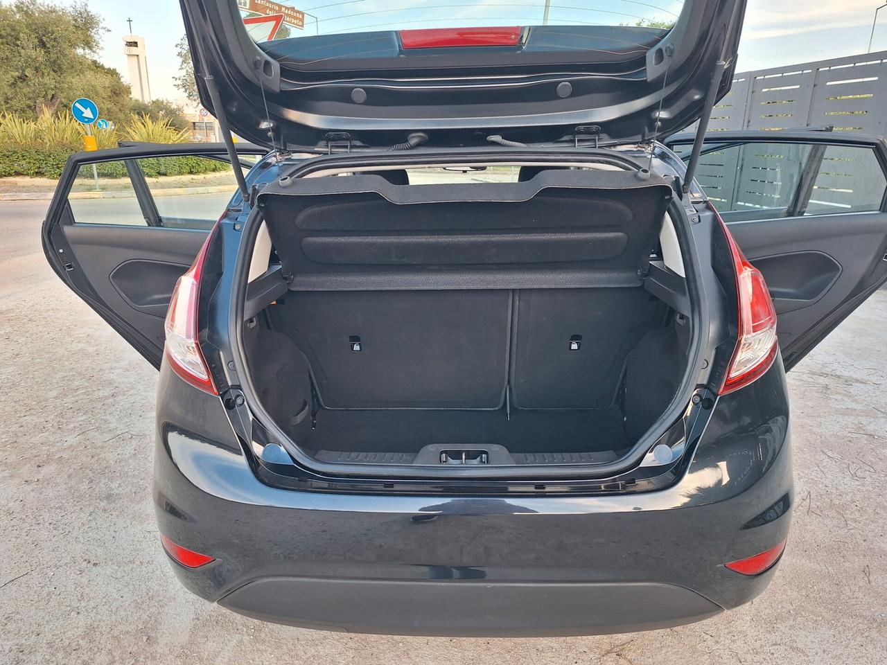 Ford Fiesta 1.5 TDCi 75CV 5 porte PERFETTA 2016