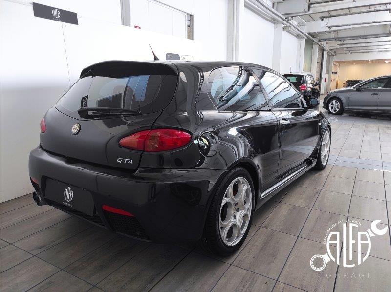 ALFA ROMEO 147 - 3.2i V6 24V cat 3 porte GTA
