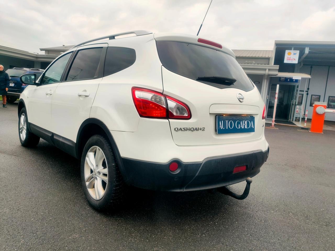 Nissan Qashqai Qashqai+2 2.0 d 7 POSTI GANCIO TRAINO TETTO PANORAMICO