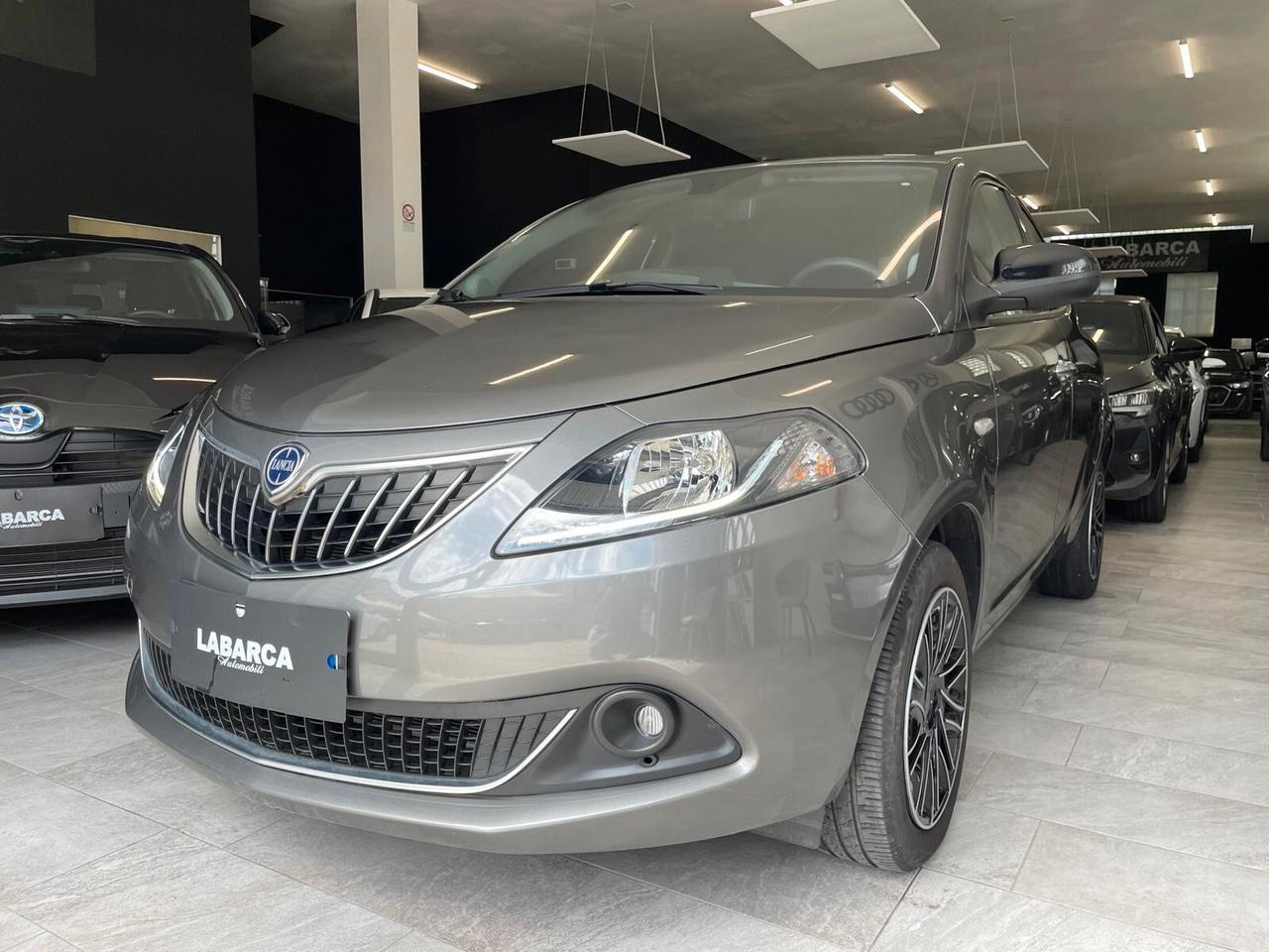 Lancia Ypsilon 1.0 FireFly 5 porte S&S Hybryd Gold