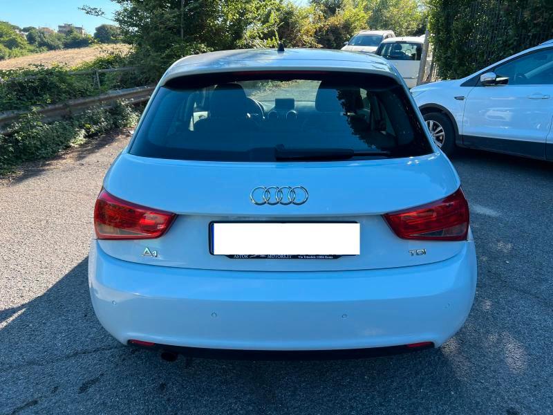 Audi A1 Sportback 1.6 tdi s-tronic km 87000!