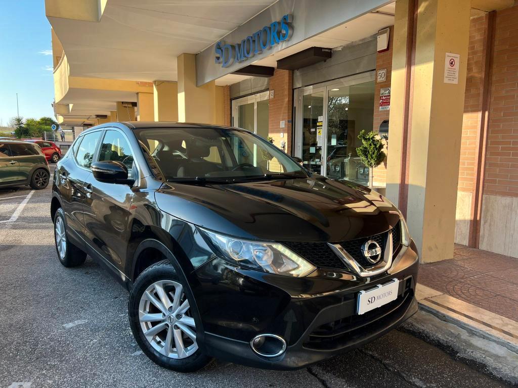 Nissan Qashqai 1.5 dci N-Connecta 110cv *Promo SD 2026*