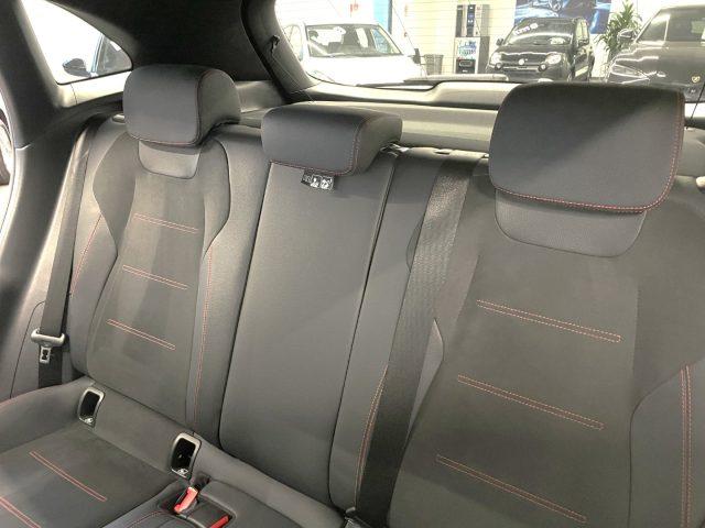 MERCEDES-BENZ GLA 200 2.0 d 150 CV AMG Premium