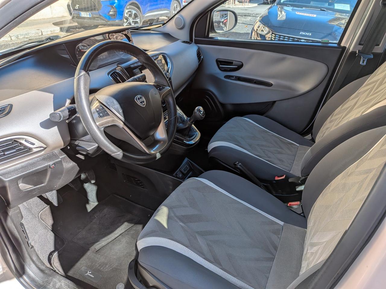Lancia Ypsilon 1.3 MJT 16V 95 CV 5 porte S&S Platinum