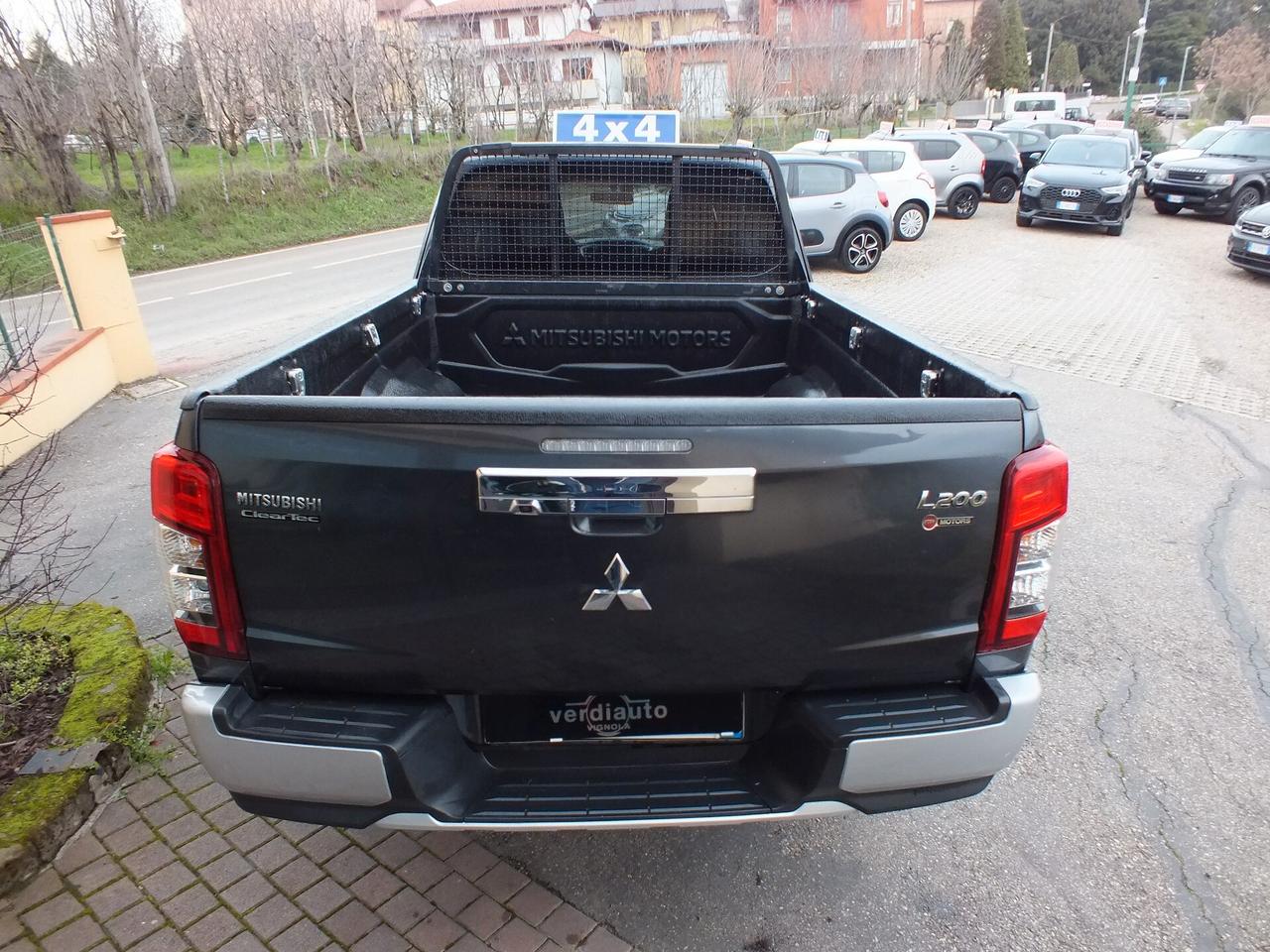 MITSUBISCHI L200 2.4 DI-D/150CV 4/P CASSONE LUNGO