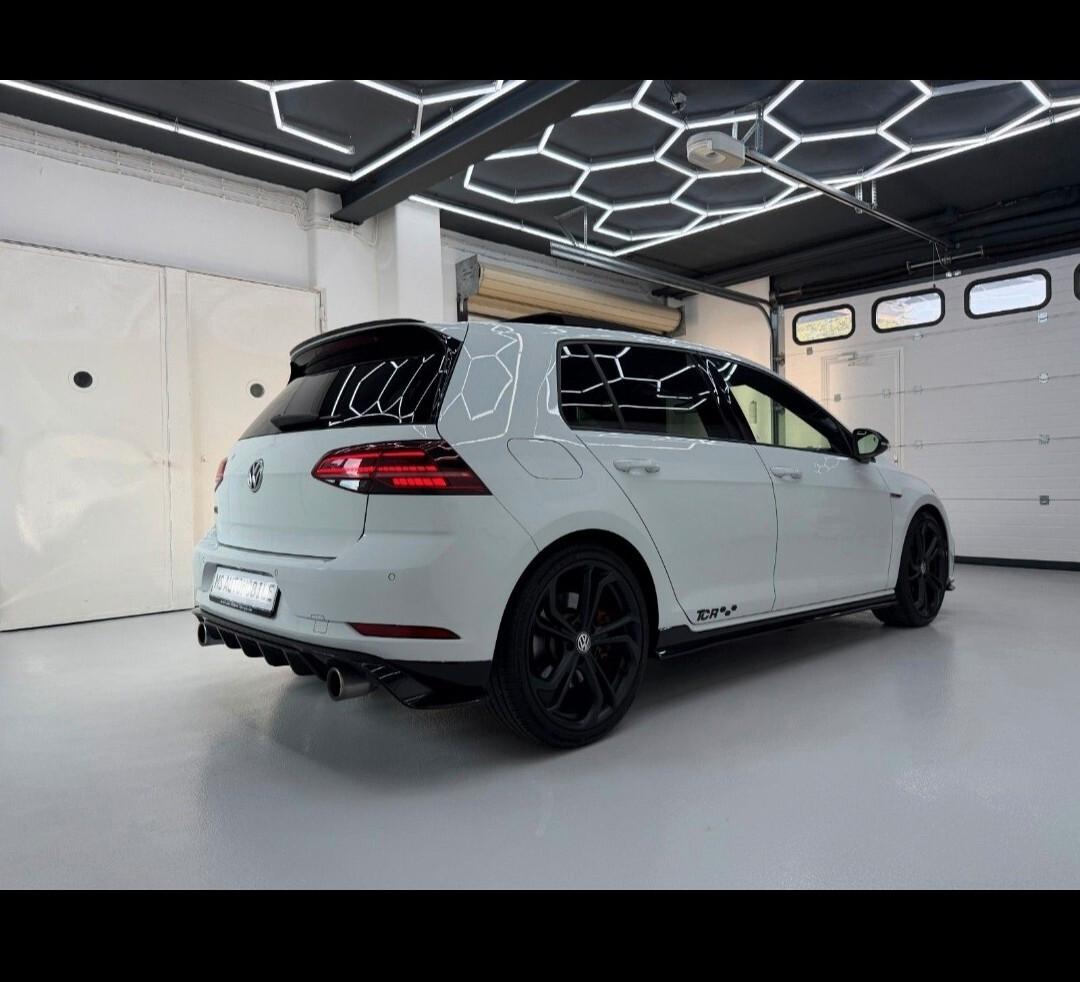 Volkswagen Golf GTI 2.0 TSI TCR DSG