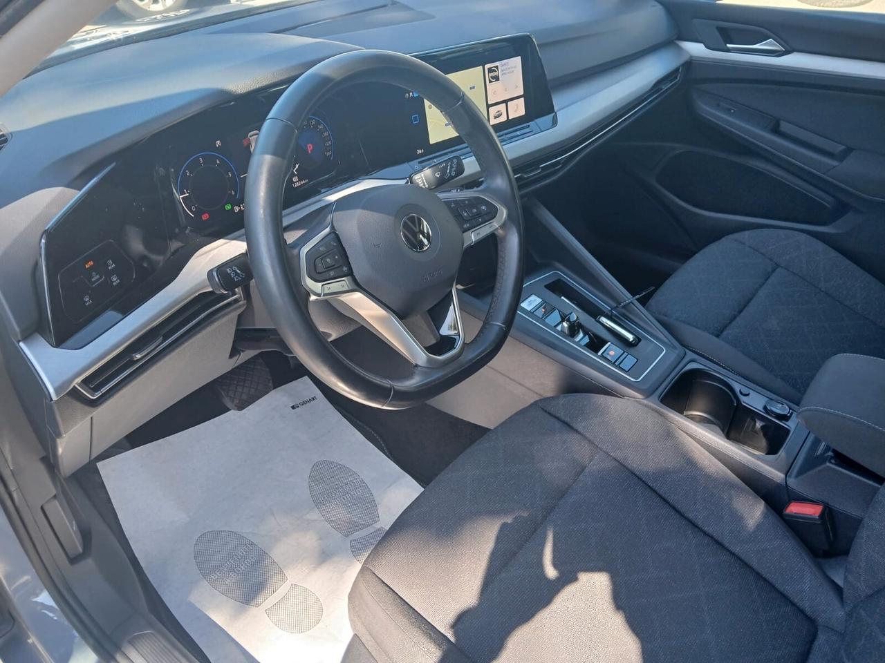 Volkswagen Golf 2.0 TDI 150 CV DSG SCR Life-AZIENDALE