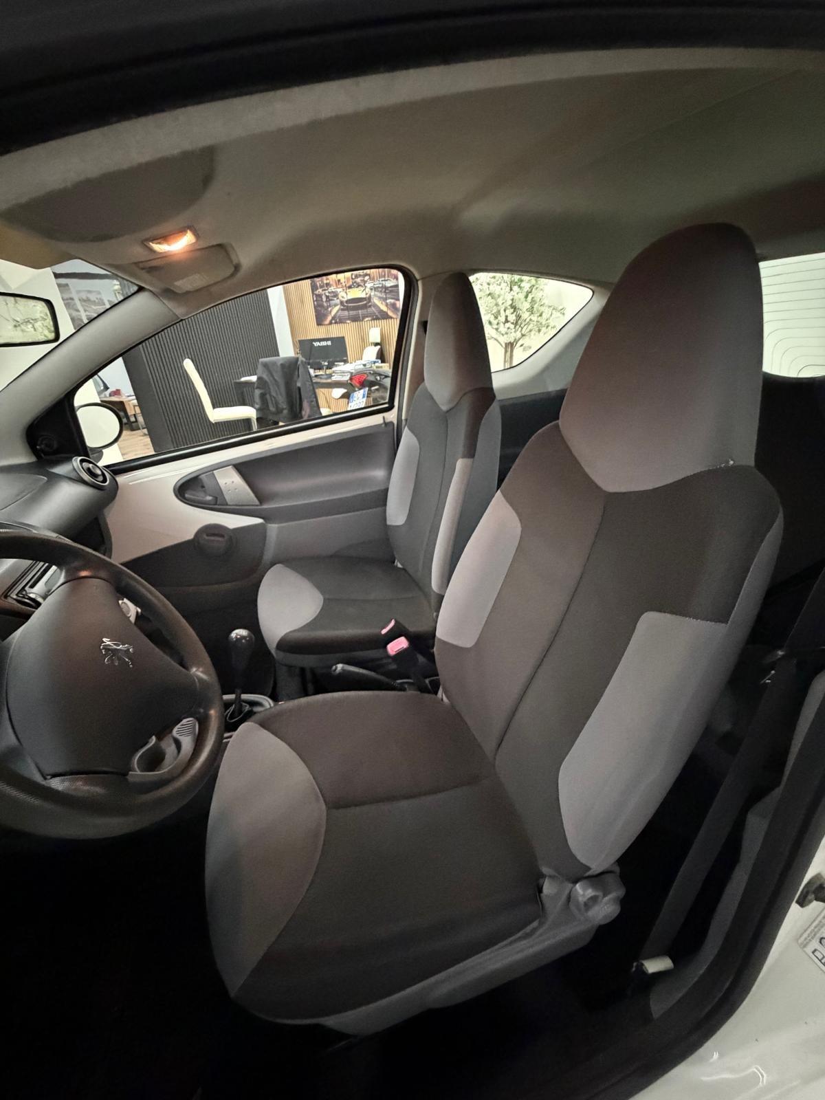 Peugeot 107 1.0 68CV 3p. Desir