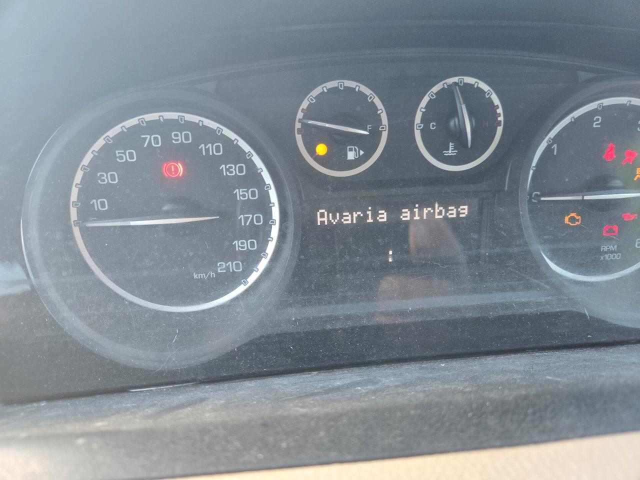 Lancia Ypsilon 1.3 MJT 16V 95 CV 5 porte S&S Silver