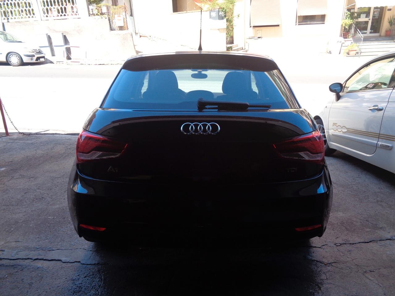 Audi A1 SB 1.4 TDI S tronic Metal plus (Adatta ai neopatentati)