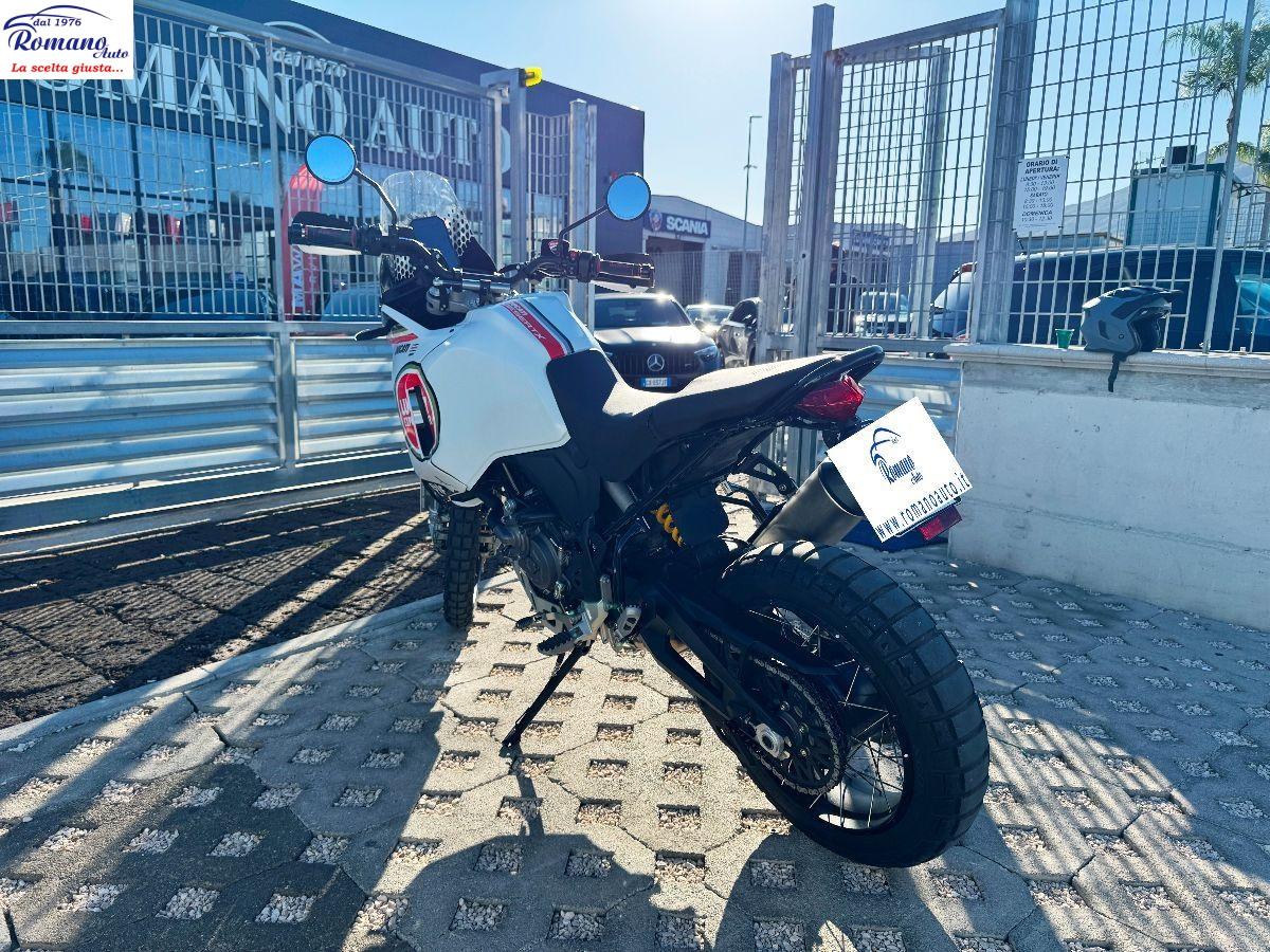 Ducati - DesertX 950 - DesertX Rally LUCKY STRIKE