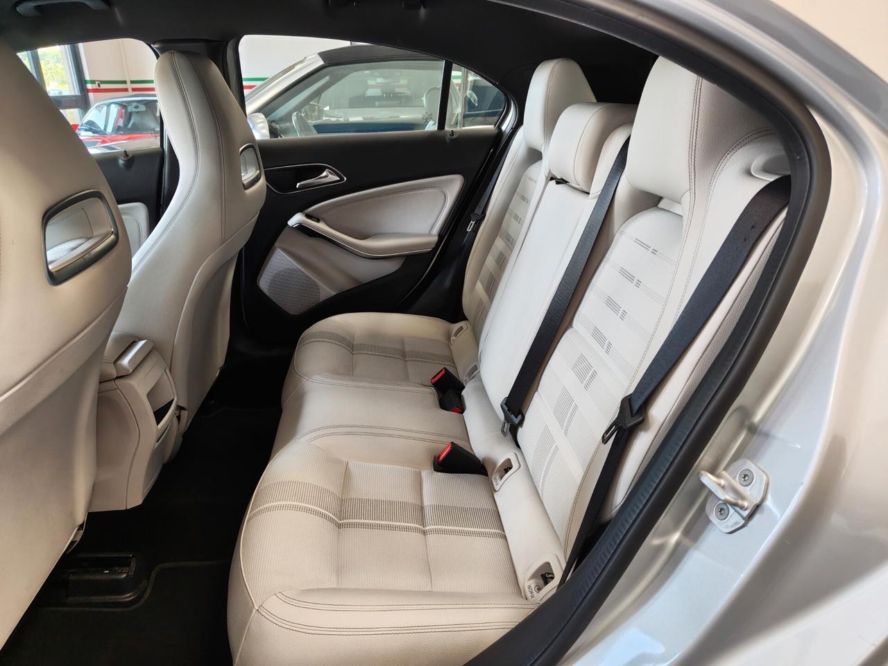 MERCEDES-BENZ A 180D AUTOMATIC SPORT NEOPATENTATI