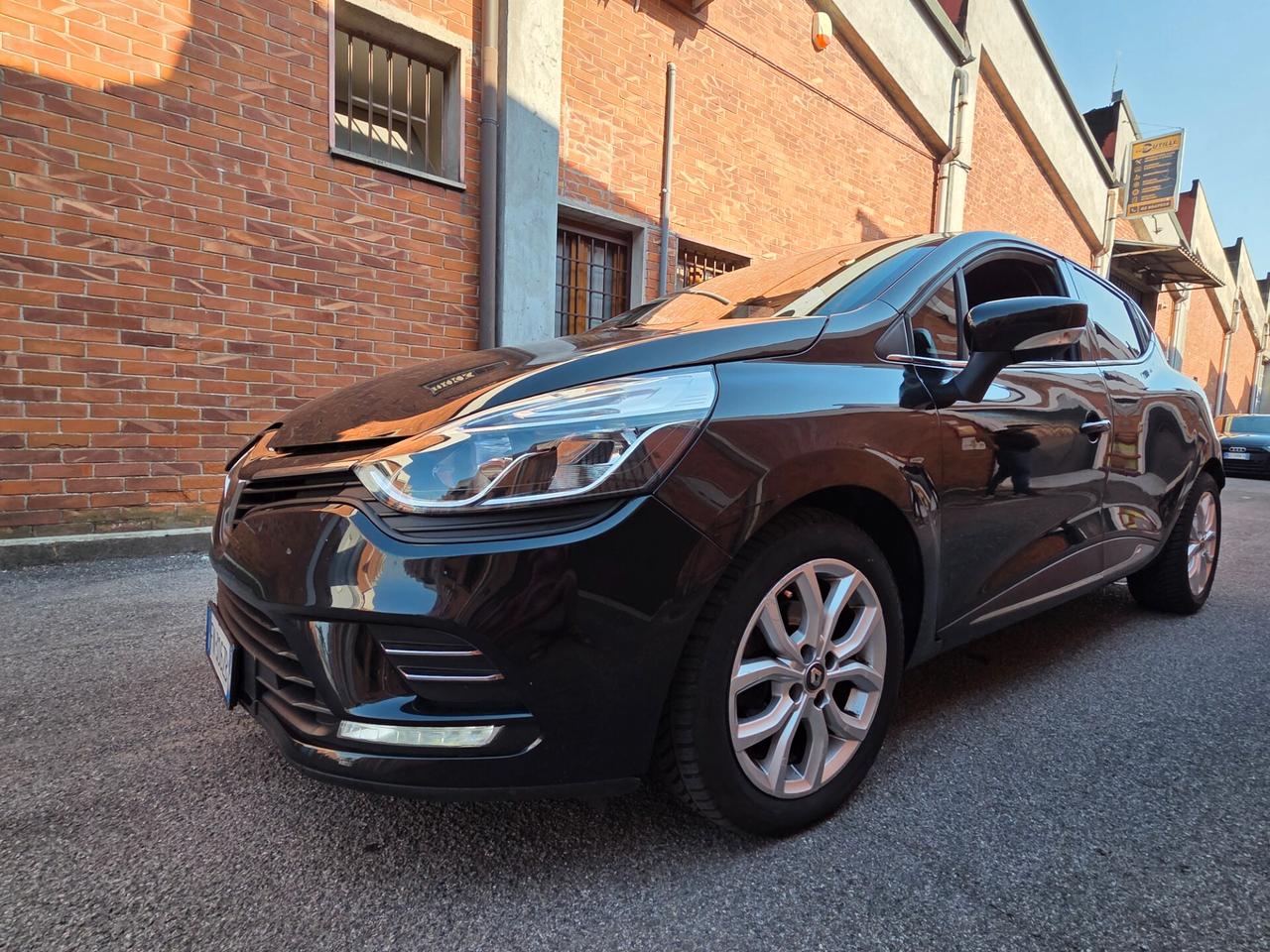 Renault Clio dCi 8V 90CV Start&Stop 5 porte Energy Intens