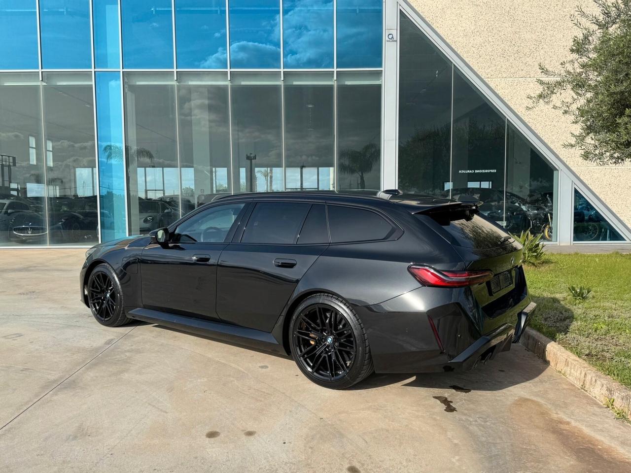 BMW M5 touring 727cv possibilità noleggio no scoring