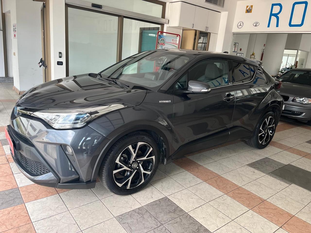Toyota C-HR 1.8 Hybrid E-CVT Trend ADATTA AI NEOPATENTATI