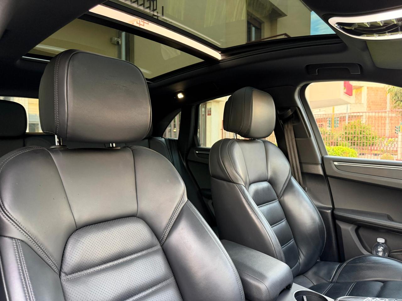 Porsche Macan 2.0 245CV