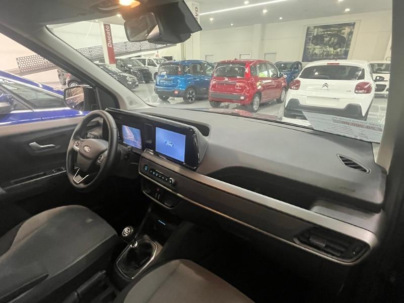 FORD Tourneo Courier 1.0 EcoBoost Titanium