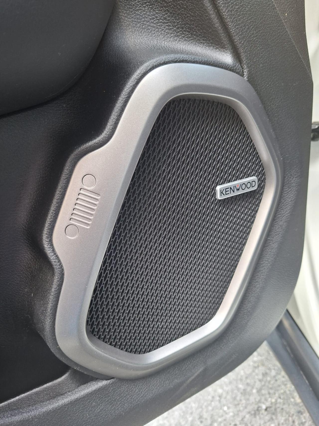 Jeep Renegade 1.3 T4 DDCT S