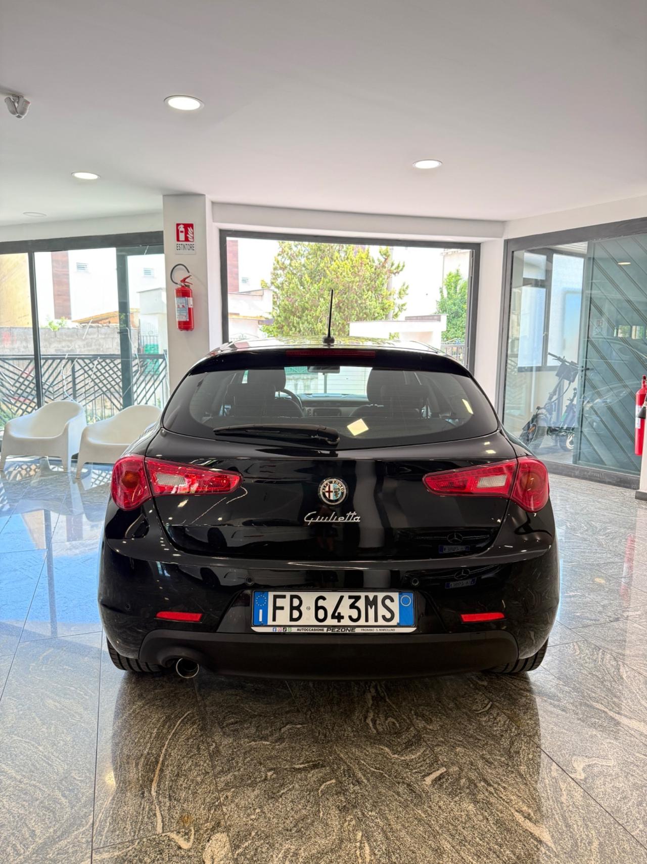Alfa Romeo Giulietta 1.6 JTDm-2 120 CV Distinctive