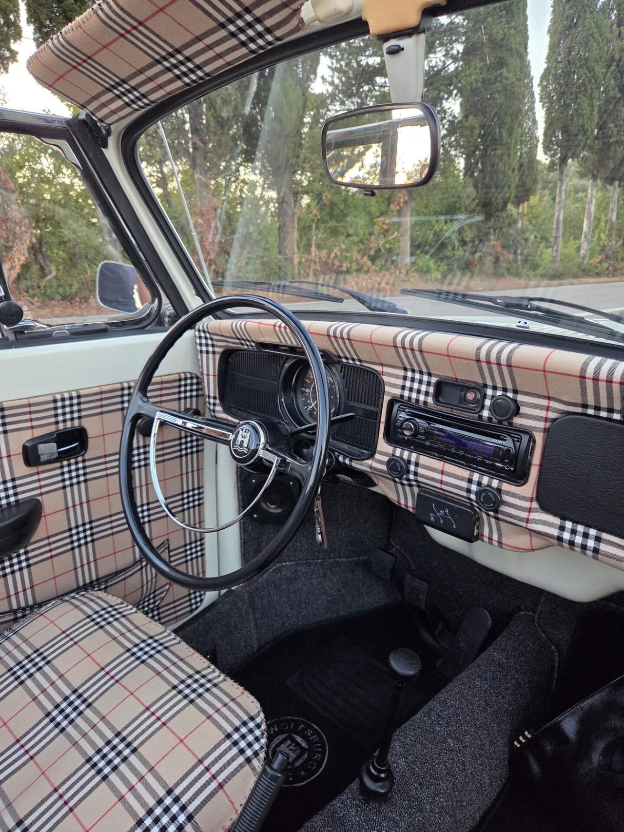 Volkswagen Maggiolone Karman cabrio 1600 vetro piatto