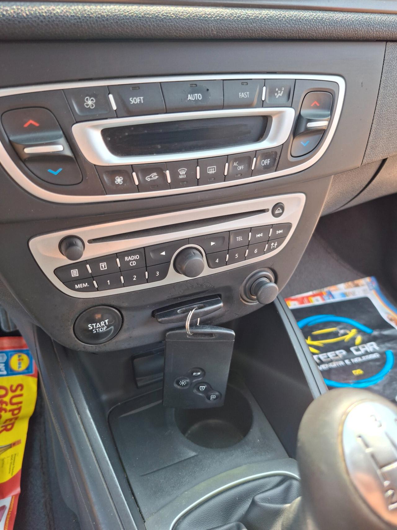 Renault Megane 1.5 dCi 90CV CON GANCIO TRAINO